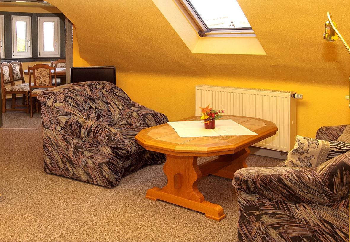 Gaststätte und Pension Felsenthal Tabarz/Thüringer Wald Zimmer foto