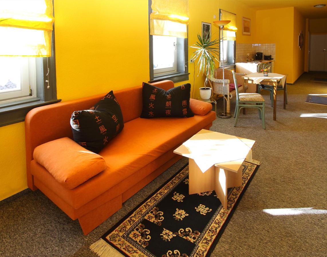 Gaststätte und Pension Felsenthal Tabarz/Thüringer Wald Zimmer foto